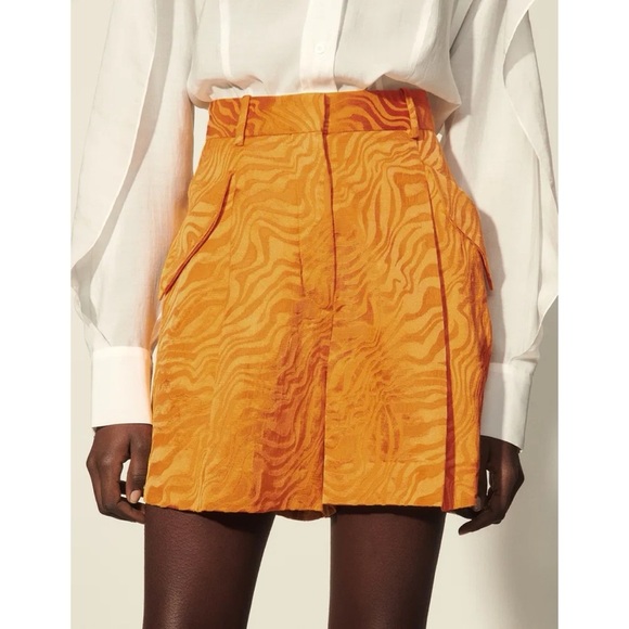 Sandro Wide Shorts In Tone-On-Tone Jacquard - Picture 1 of 8